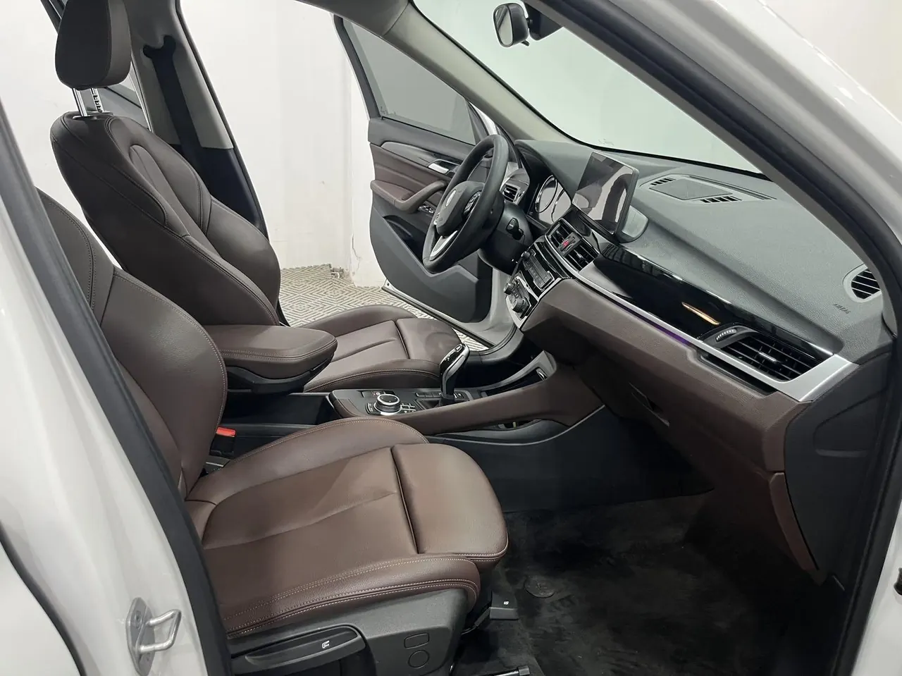 BMW 2021 X1 sDrive20Li 1.5T fashion automatic gear 4
