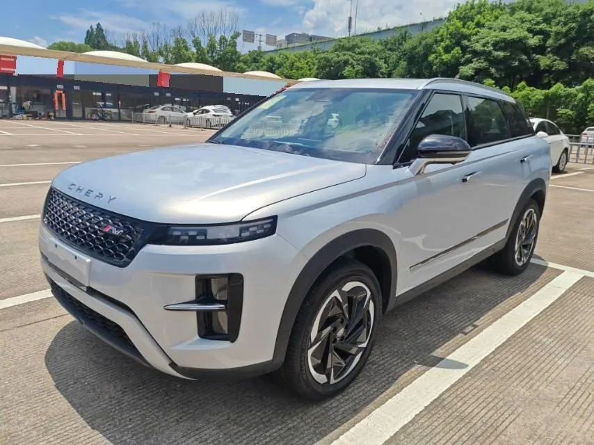 Chery 2025 Ruihu 7 C- DM 1.5T 120KM Royal Automatic - View 1