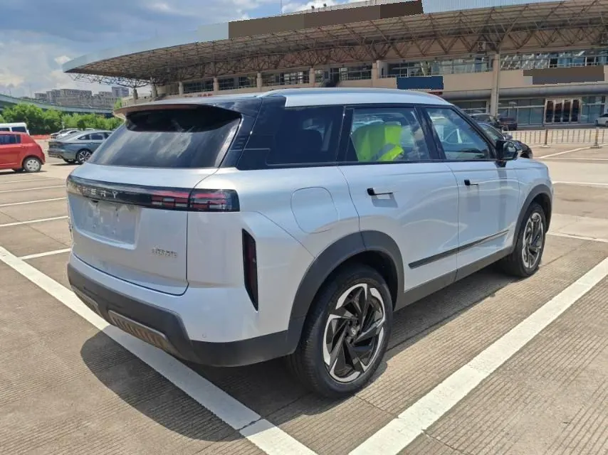Chery 2025 Ruihu 7 C- DM 1.5T 120KM Royal Automatic 9