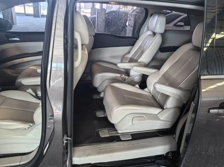 Buick 2023 GL8 Land Business Class 48V 2.0T 652T Smart Automatic Gear 6