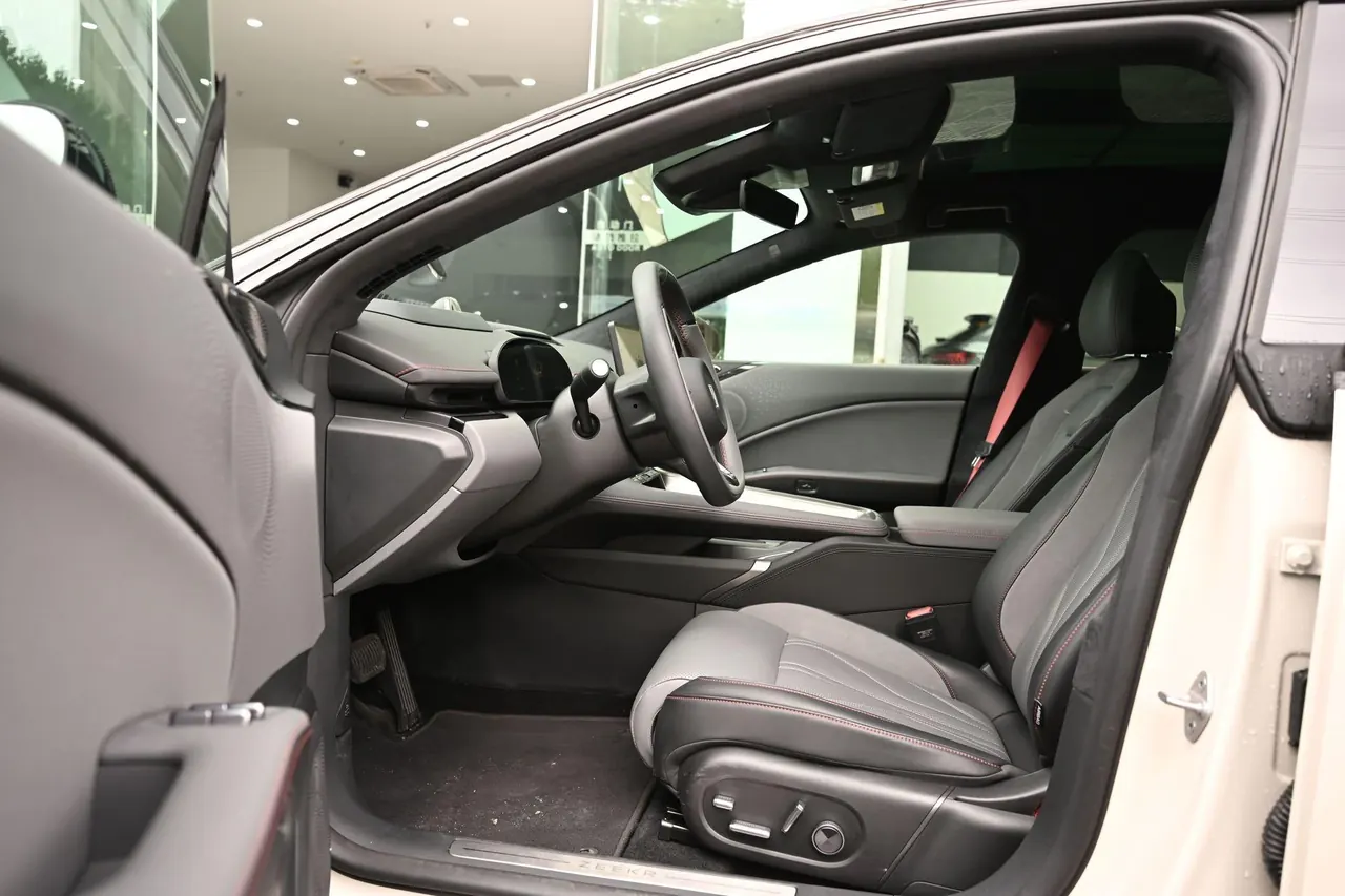 Zeekr 2025 Zeekr 007GT Long Endurance Rear Drive Smart Driving Edition 100kWh Automatic Transmission 5