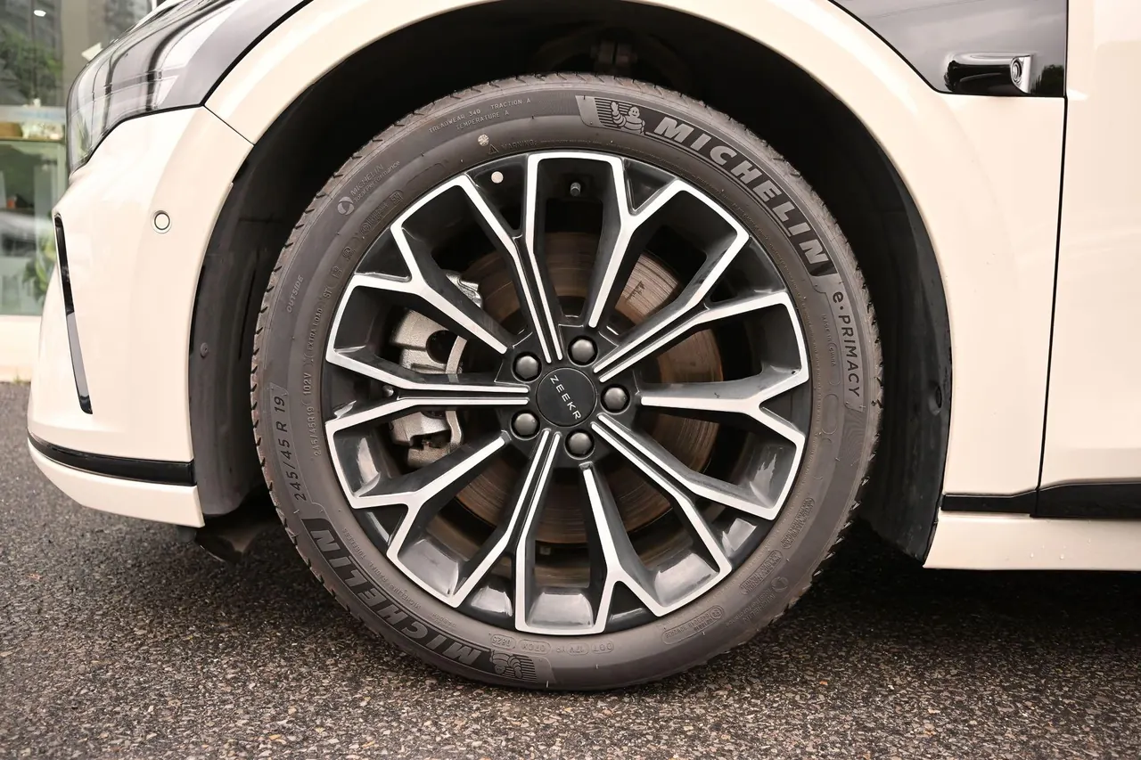 Zeekr 2025 Zeekr 007GT Long Endurance Rear Drive Smart Driving Edition 100kWh Automatic Transmission 6