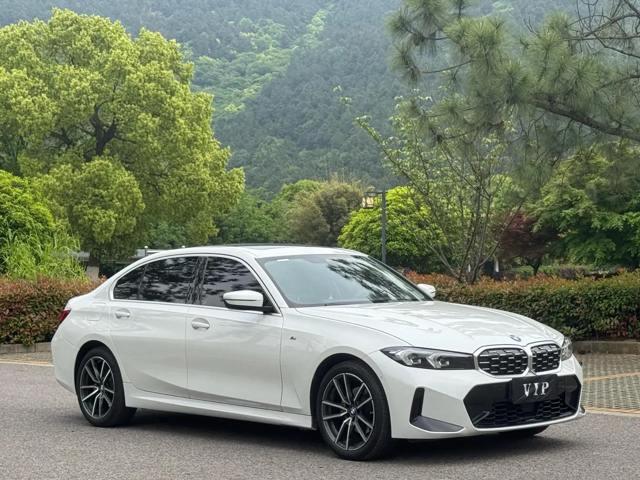 BMW 3 Series 2025 325Li 2.0T M Sports Suit Automatic Gear 3