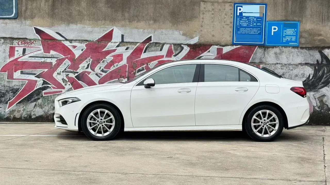 Mercedes Benz Class A 2021 A 200 L 1.3T Fashion Automatic Gear 2