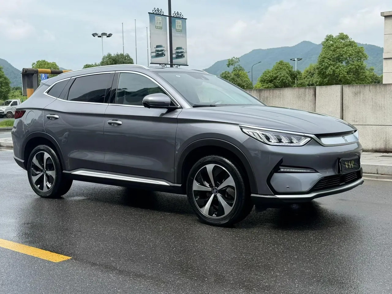BYD Song PLUS New Energy 2021 Song PLUS EV Flagship Automatic Gear 3