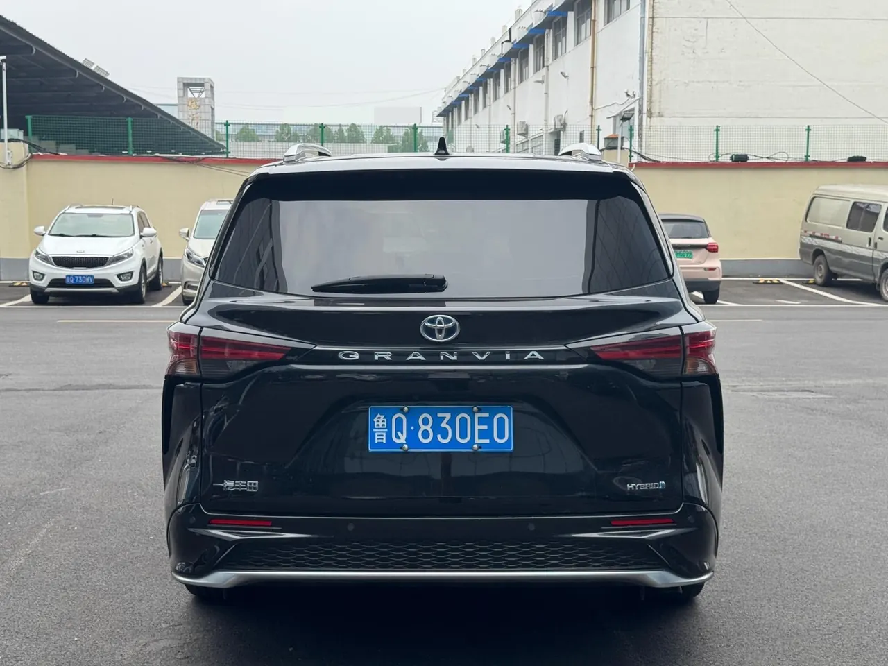 Toyota 2023 Grevia HYBRID 2.5 Stepless VIP Edition Automatic Gear 7