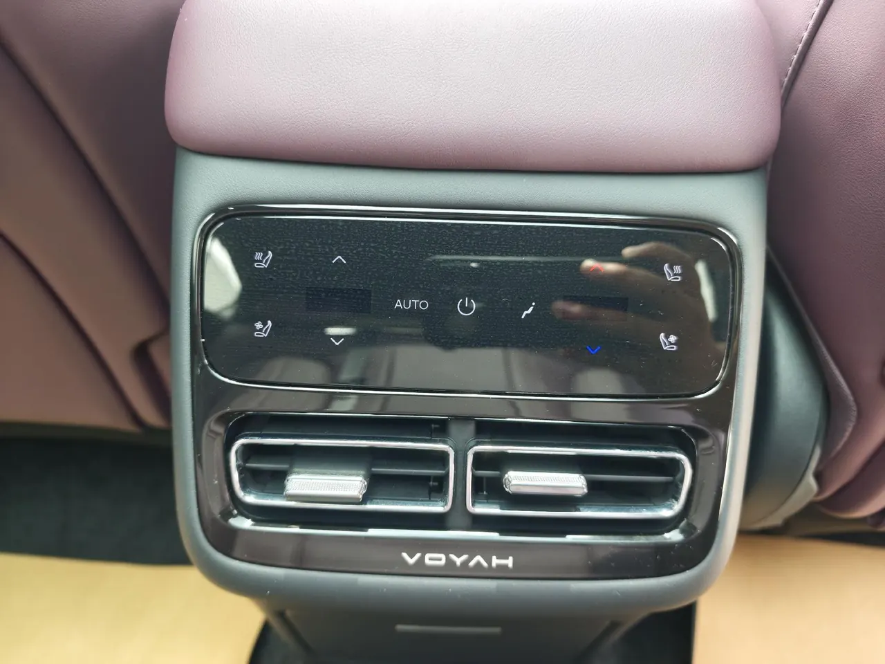 Voyah 2025 FREE four-wheel drive dry Kun version of automatic gear 17