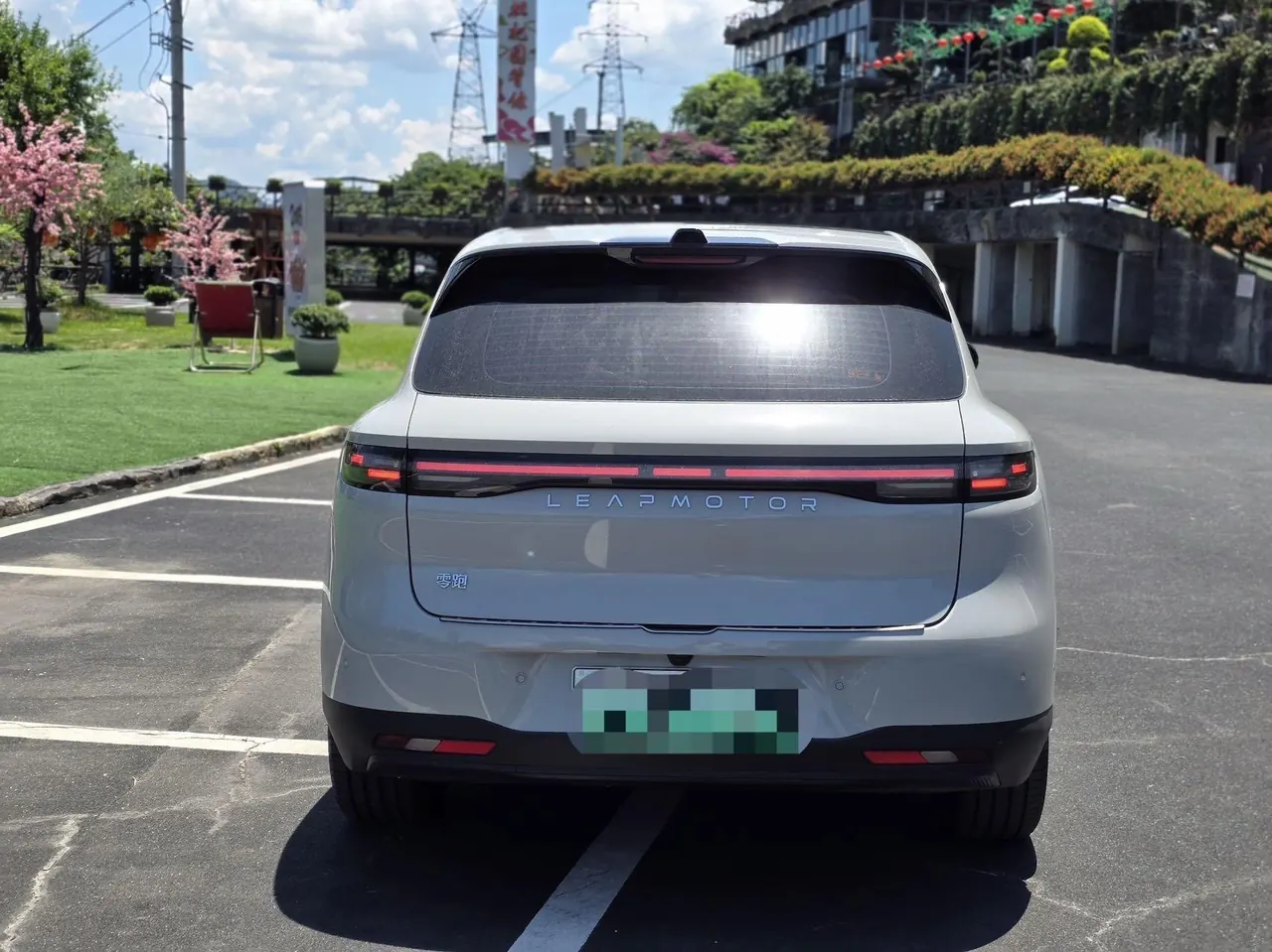 Leapmotor 2025 B 10 600 laser Radar smart driving version of automatic gear 5