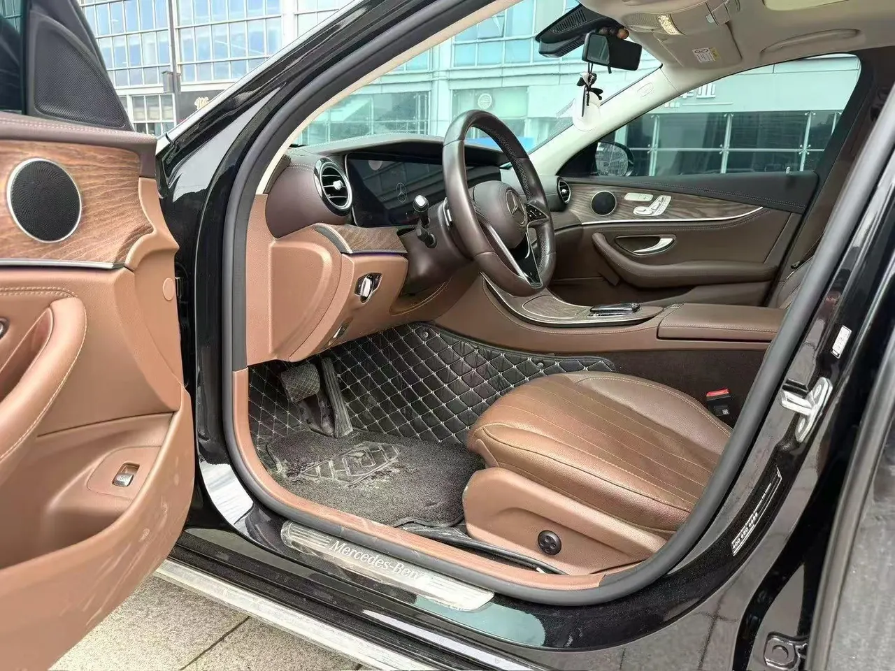 Mercedes Benz E-Class 2023 E 300 L 2.0T Fashion Automatic Gear 2