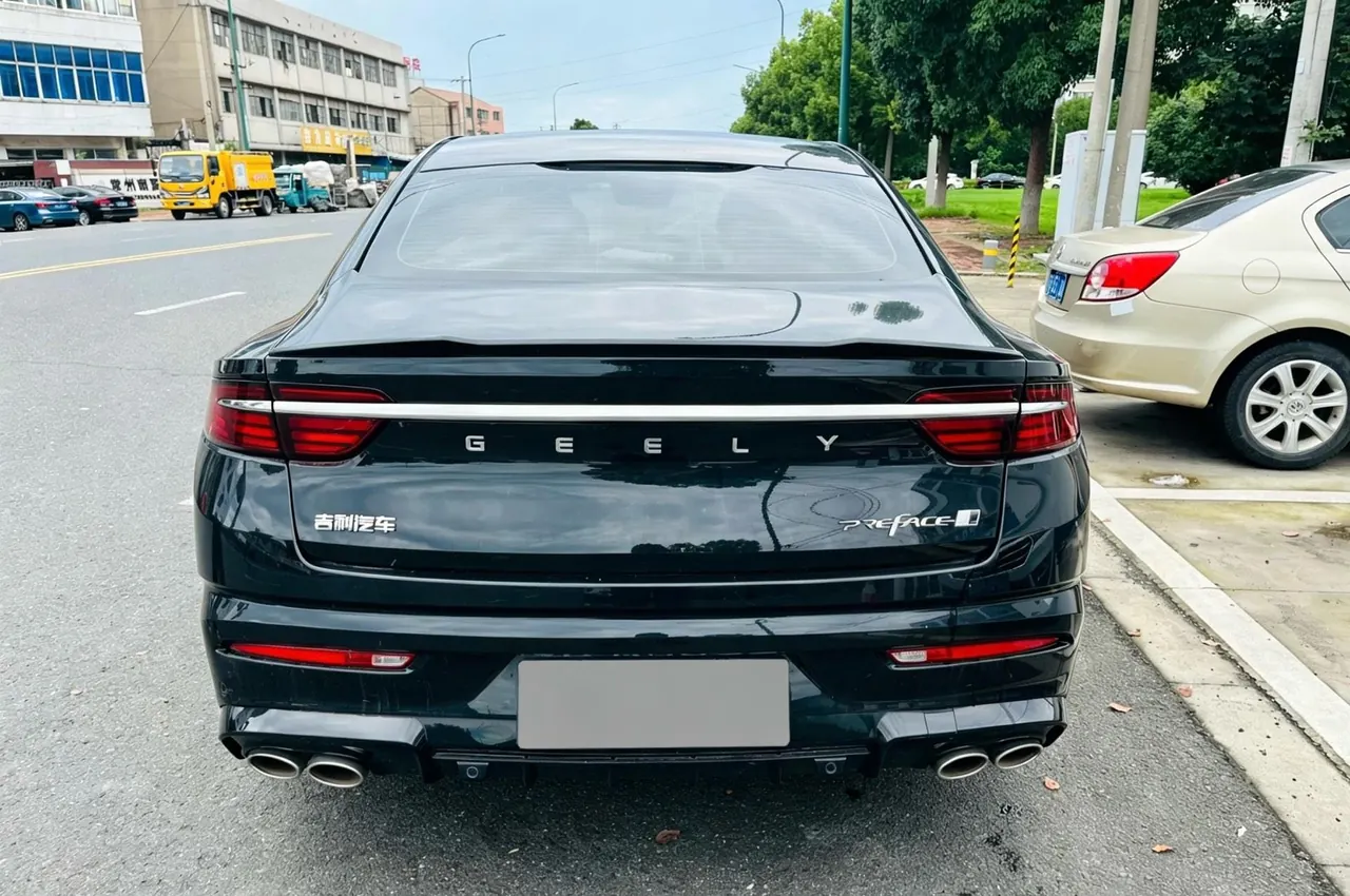 Geely 2025 Star Rui 1.5TD Oriental Obsidian Kunlun Edition Automatic Gear 4