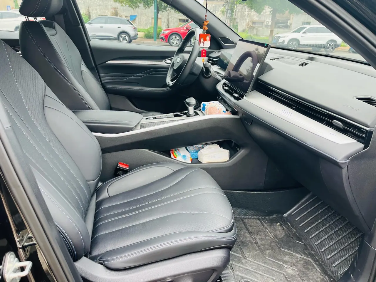 Geely 2025 Star Rui 1.5TD Oriental Obsidian Kunlun Edition Automatic Gear 7