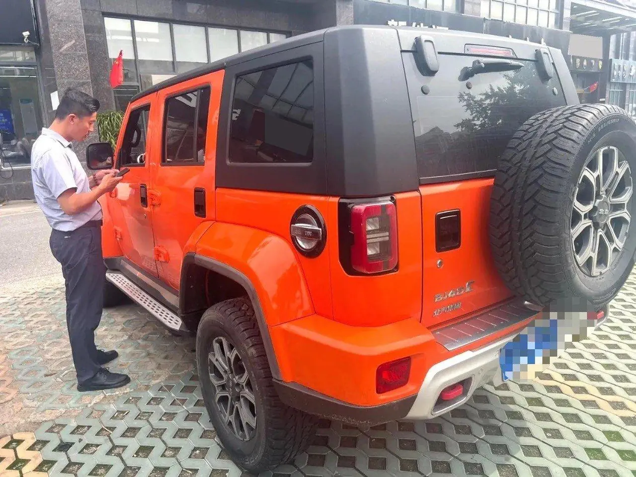 Beijing 2023 BJ40 2.0T 4WD City Hunter Edition Extreme Automatic Gear 4