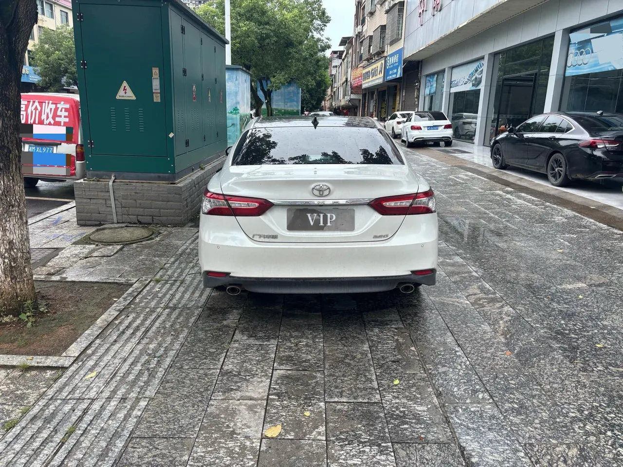 Toyota 2021 Camry 2.5G Deluxe Edition Automatic Gear 4