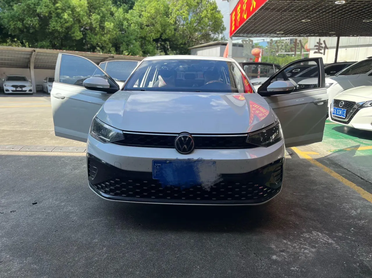Volkswagen 2025 Lavida New Trend 1.5 Outstanding New Edition Automatic Transmission 2