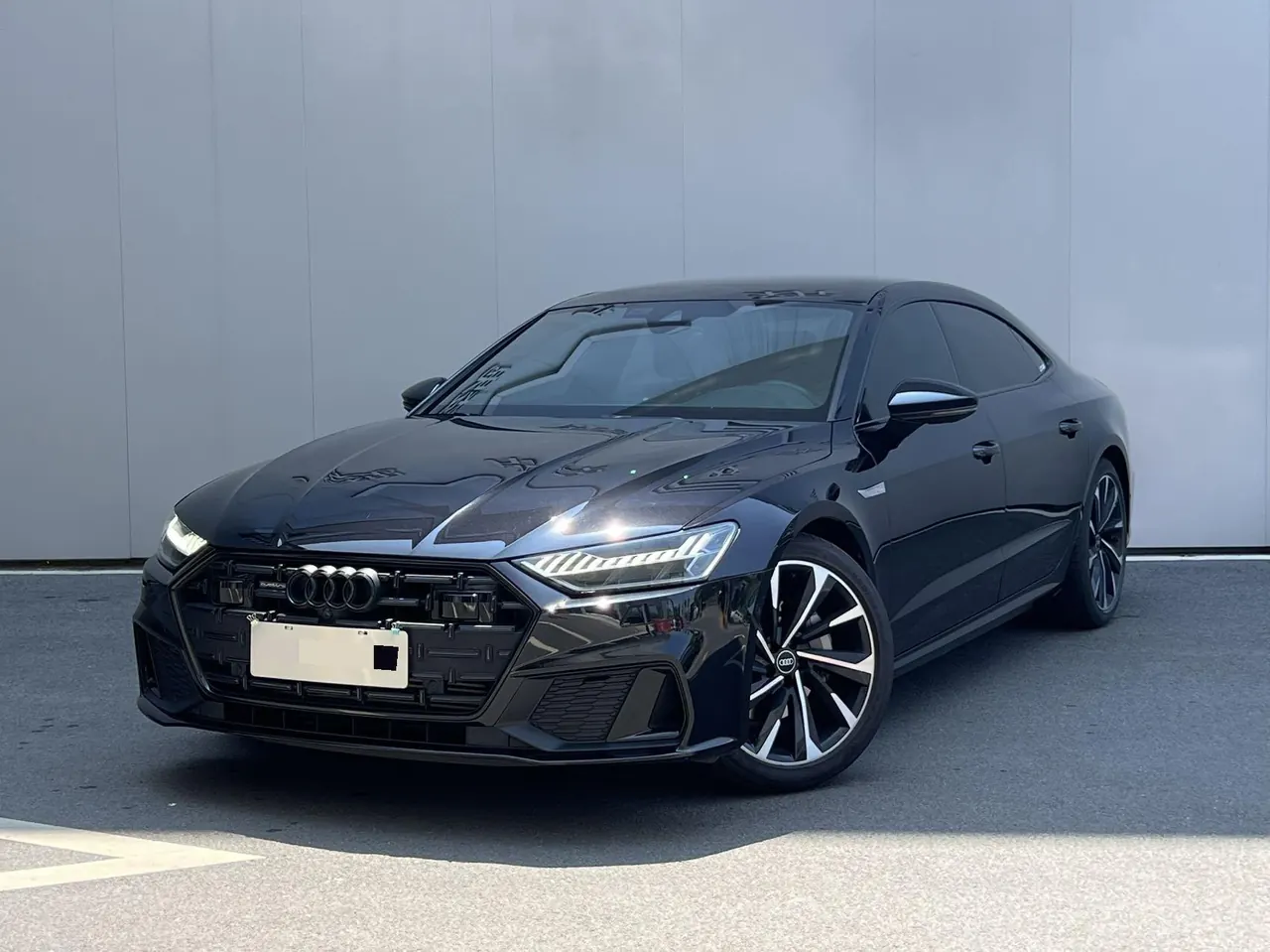 Audi 2022 A7L 2.0TFSI 45TFSI Quattro S-line see far type obsidian black set automatic gear - View 1