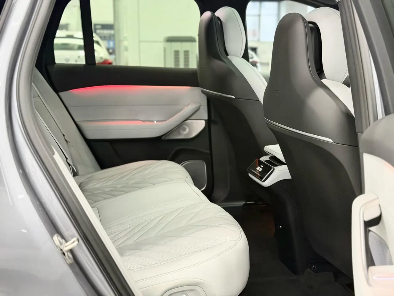 NIO 2025 ES6 75kWh automatic gear 10