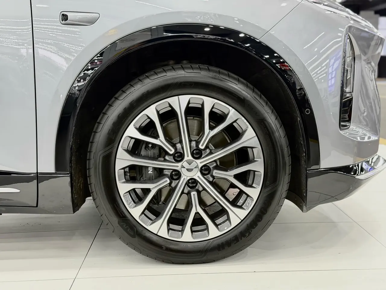 NIO 2025 ES6 75kWh automatic gear 18