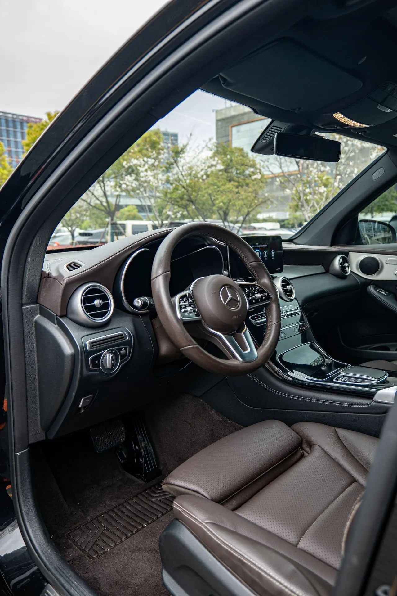 Mercedes Benz 2021 GLC 260 L 4MATIC 2.0T Dynamic Automatic 4