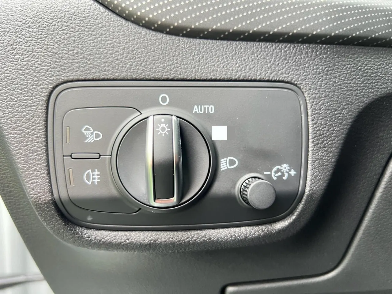 Audi 2022 Q2L 1.4TFSI 35TFSI Fashion Dynamic Automatic 9