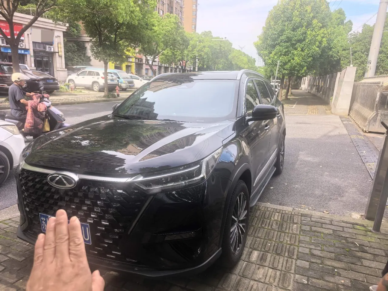 Open image lightbox: Chery 2025 Ruihu 8 PRO 1.6T 290T Two-Drive Premium Edition Automatic Gear