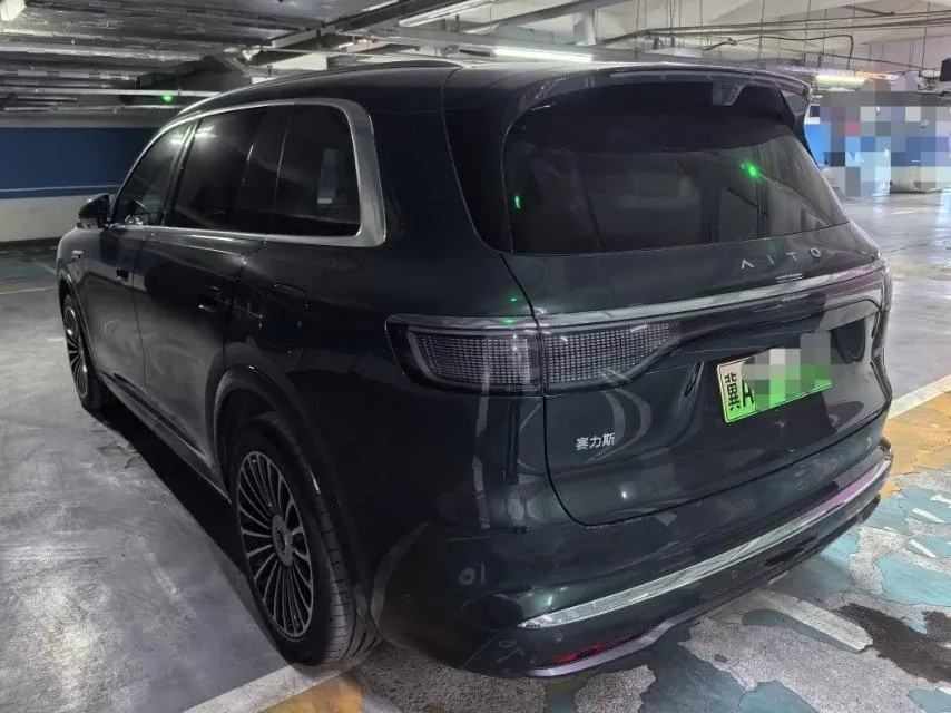 AITO 2025 AITO M8 Ultra 53.4kWh 6-seat automatic gear 2
