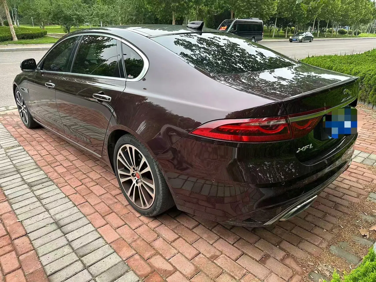 Jaguar 2021 XFL 2.0T P 12500.00g Drive Enjoy Deluxe Edition Automatic Gear 4