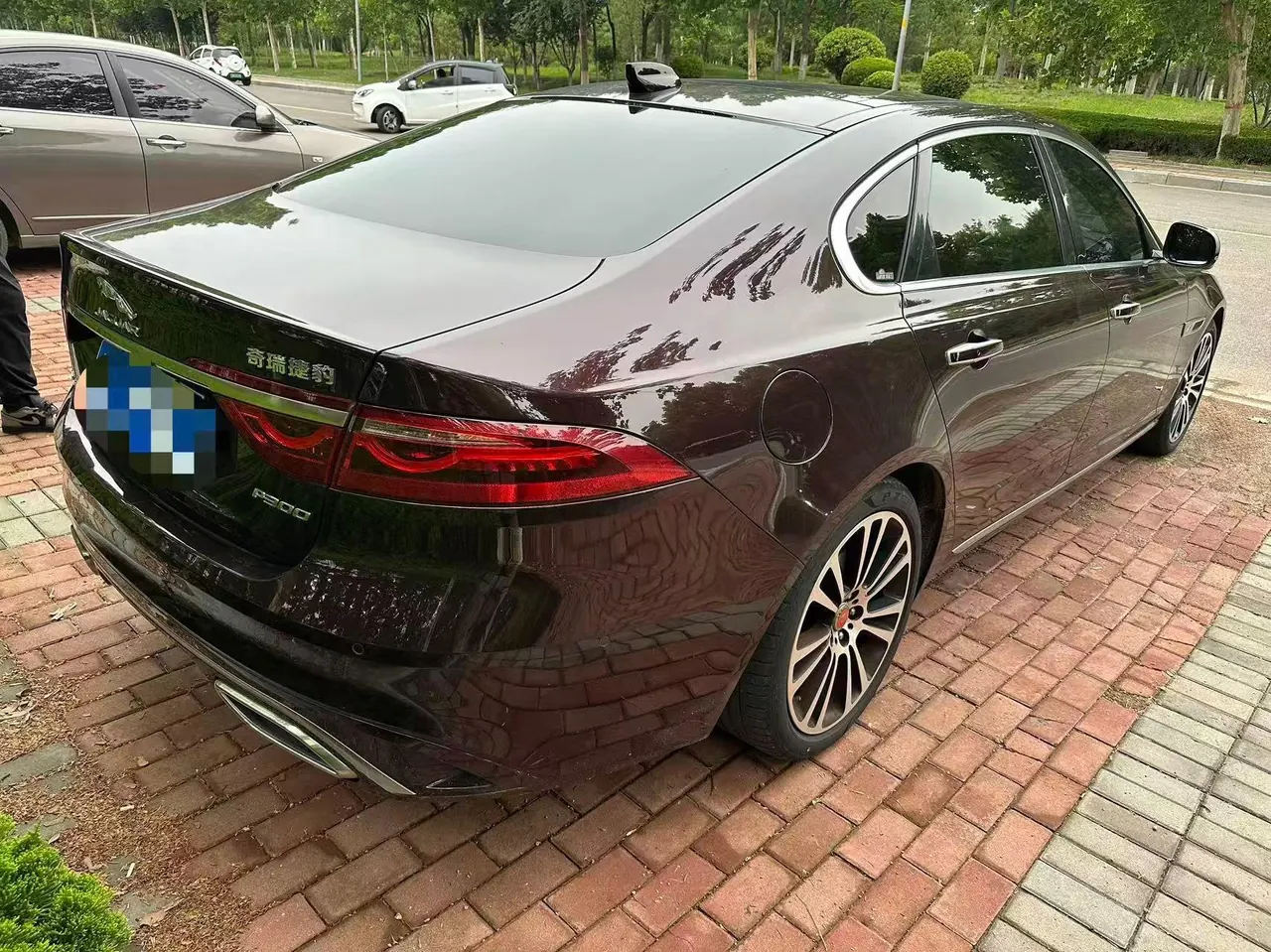 Jaguar 2021 XFL 2.0T P 12500.00g Drive Enjoy Deluxe Edition Automatic Gear 6
