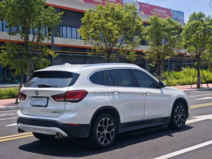 BMW 2021 X1 sDrive25Li 2.0T Leading Automatic Gear 6