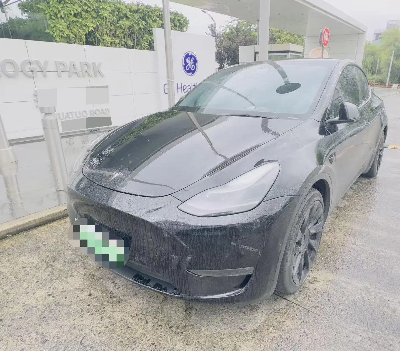 Tesla 2021 Model Y Standard Endurance Rear Drive Automatic Gear - View 1