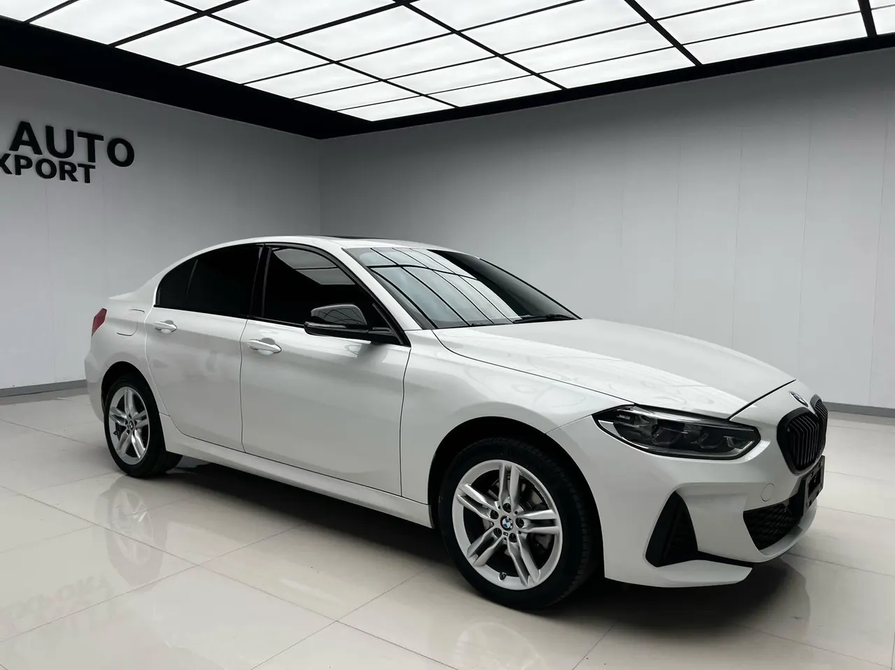 BMW 1 Series 2021 120i 1.5T M Sports Obsidian Night Edition Automatic Gear 3