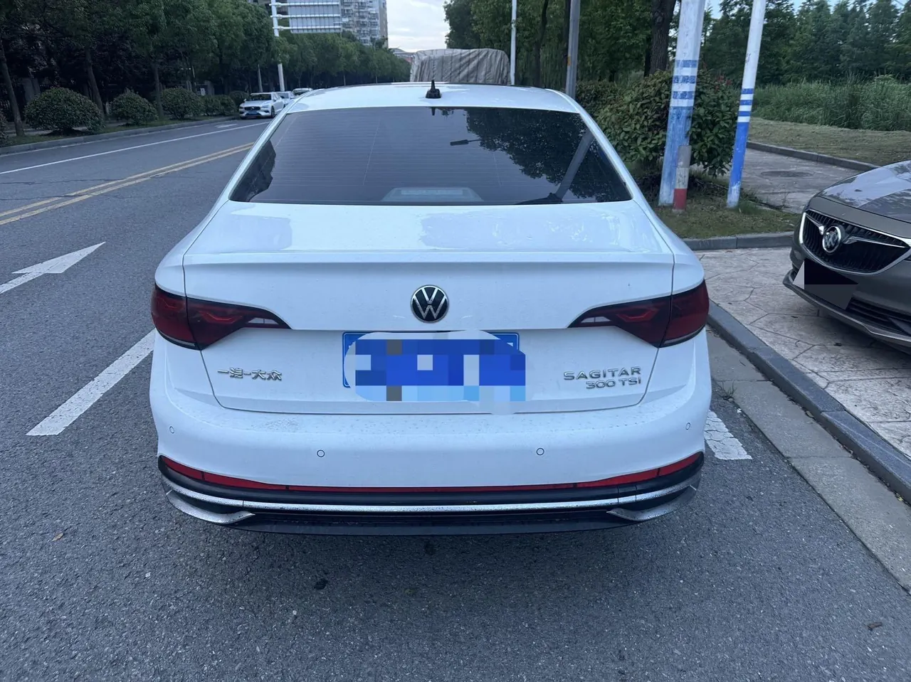 Volkswagen 2023 Sagitar 1.5TSI 300TSI Exceed Edition Automatic 3