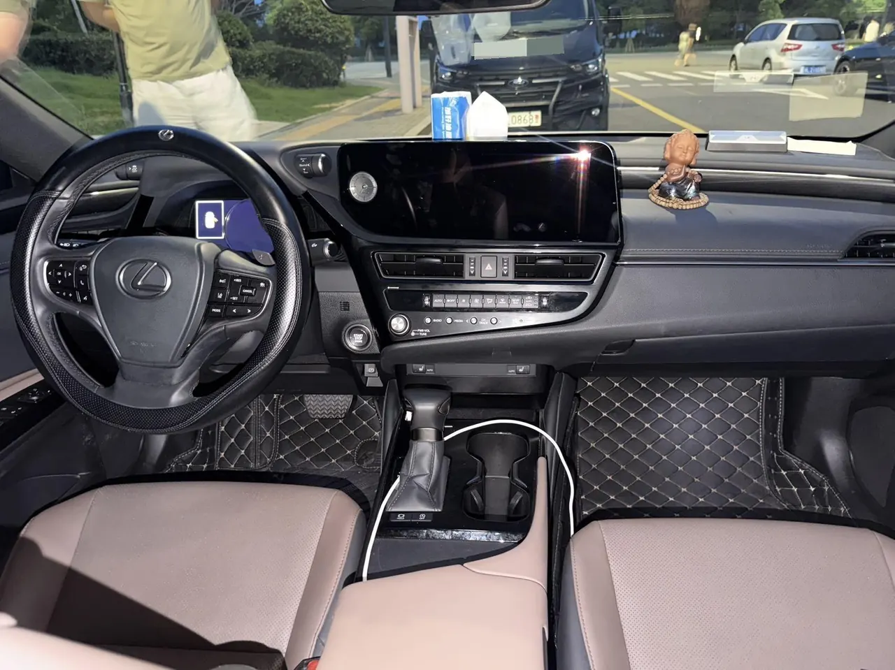 Lexus ES (Imported) 2023 ES200 2.0 Stepless Premium Edition Automatic Gear 5
