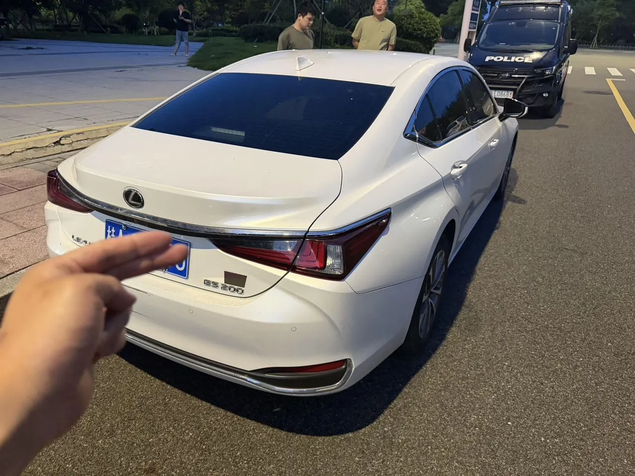 Lexus ES (Imported) 2023 ES200 2.0 Stepless Premium Edition Automatic Gear 7