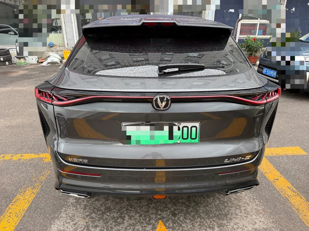 ChangAn 2024 UNI-Z Zhidian iDD 1.5 Stepless 125km Exceed Automatic Transmission 4