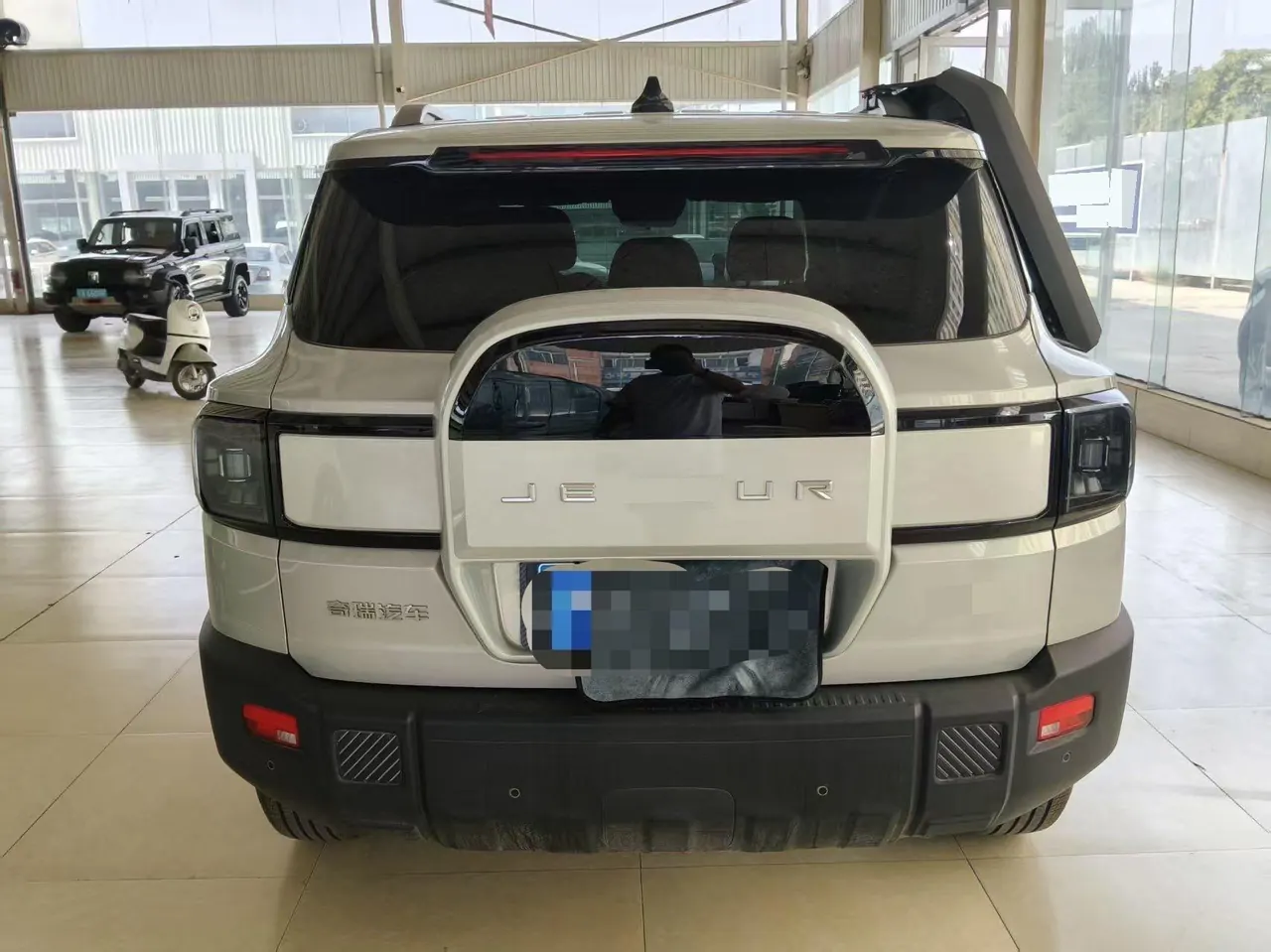 Jetour 2025 Freeman 1.5TD Discovery Automatic 8