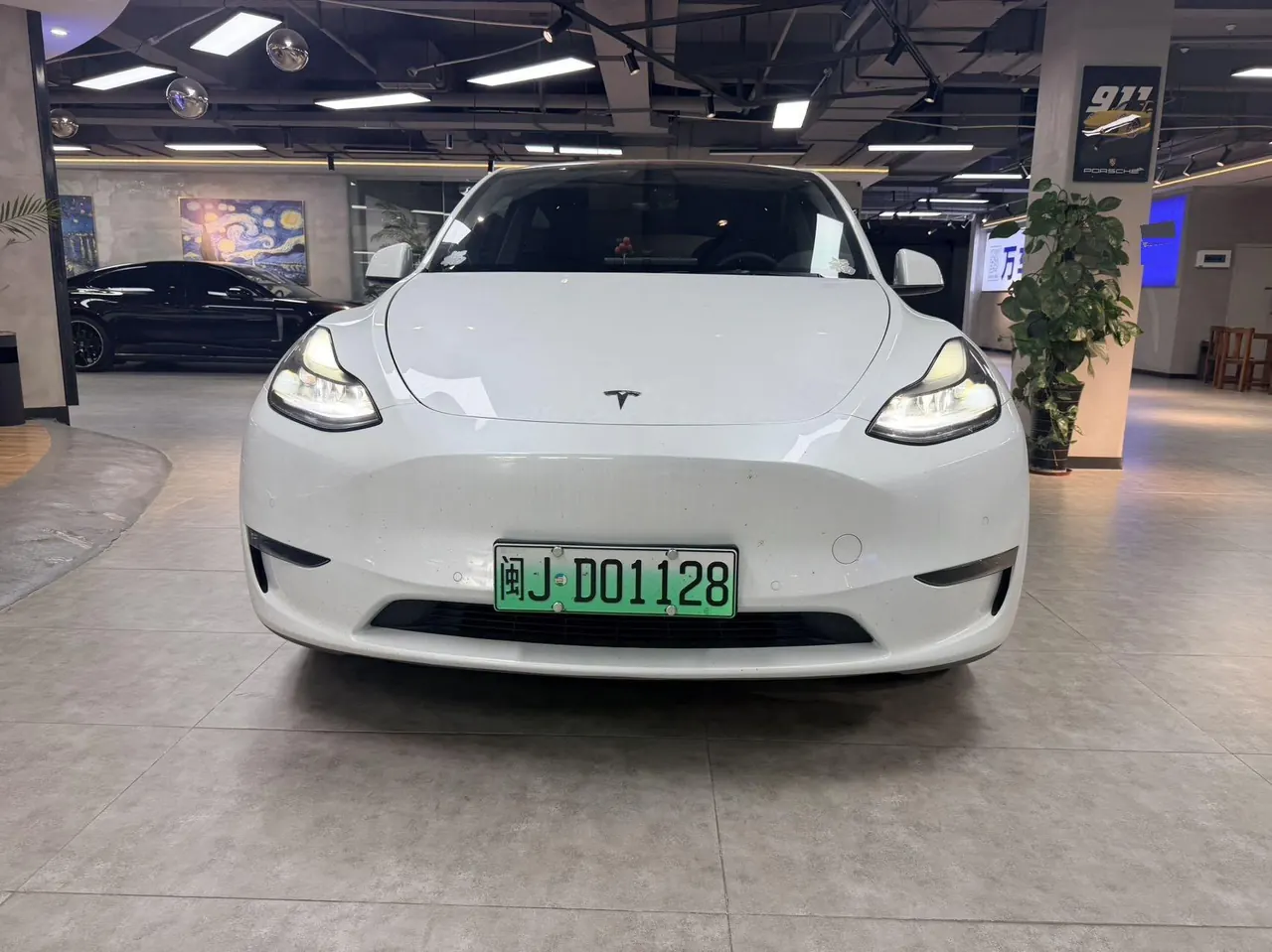 Tesla 2021 Model Y Standard Endurance Rear Drive Automatic Gear 2