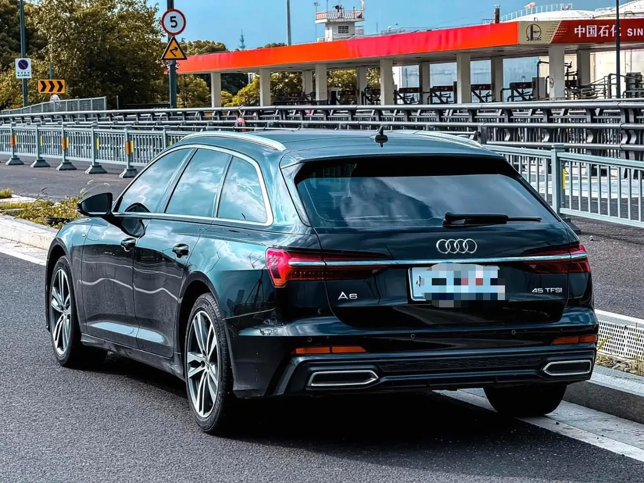 Audi A6 (Imported) 2020 A6 Avant 2.0TFSI 45TFSI Pioneer Selected Dynamic Automatic Gear 12