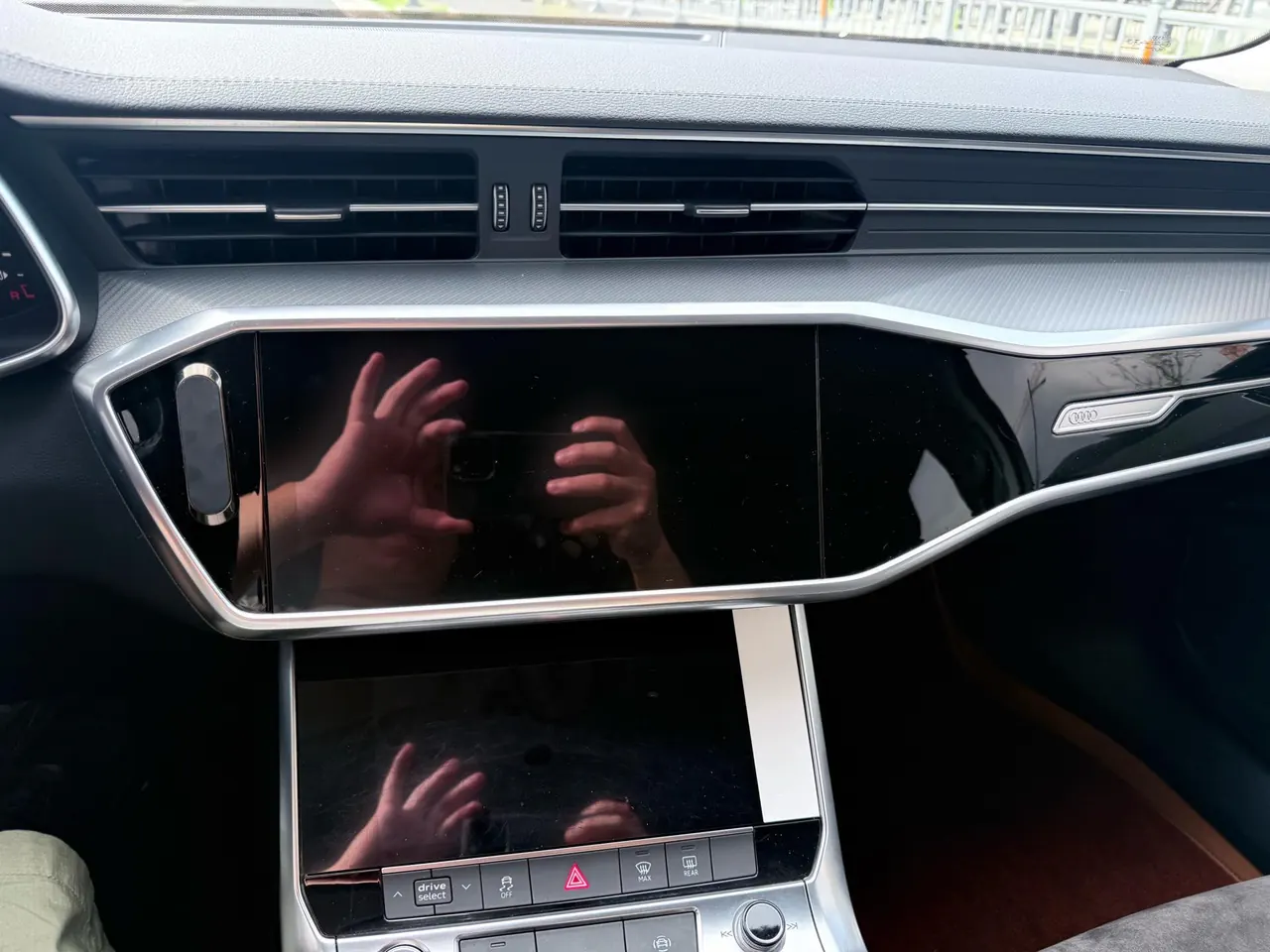 Audi A6 (Imported) 2020 A6 Avant 2.0TFSI 45TFSI Pioneer Selected Dynamic Automatic Gear 5