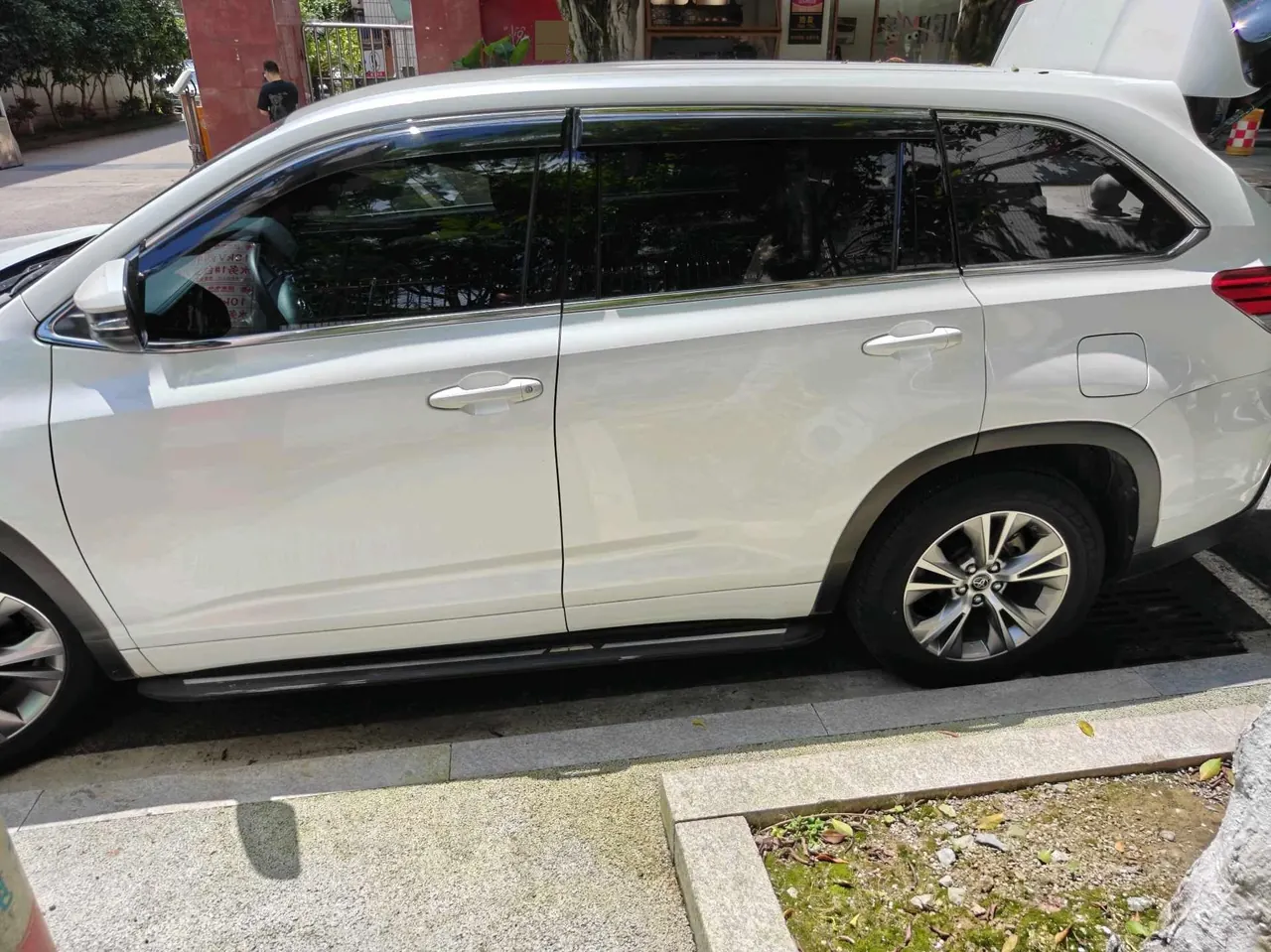 Toyota 2021 Highlander 2.0T 4-wheel drive Elite Edition 7-seat automatic gear 7