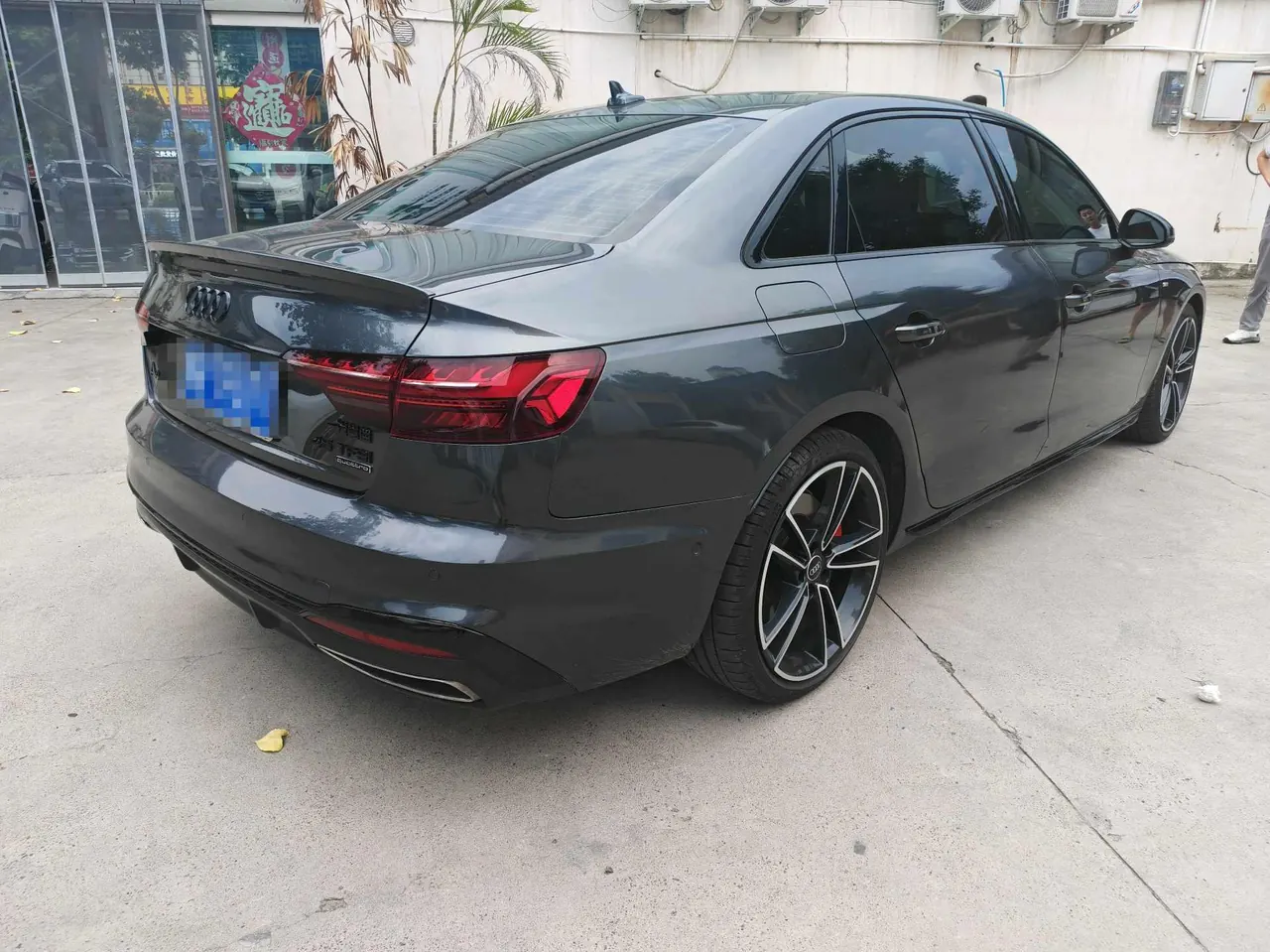 Audi 2024 A4L 2.0TFSI 45TFSI Quattro Selected Dynamic Automatic 3