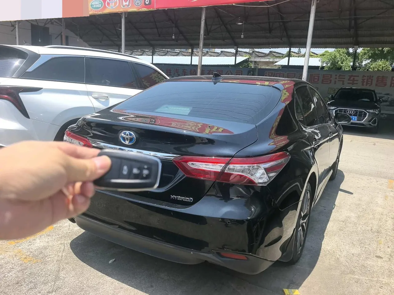 Toyota 2021 Camry Dual Engine 2.5HG Stepless Deluxe Automatic Gear 6
