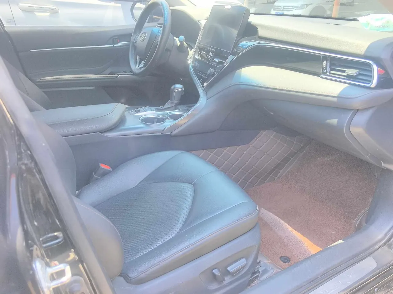 Toyota 2021 Camry Dual Engine 2.5HG Stepless Deluxe Automatic Gear 9
