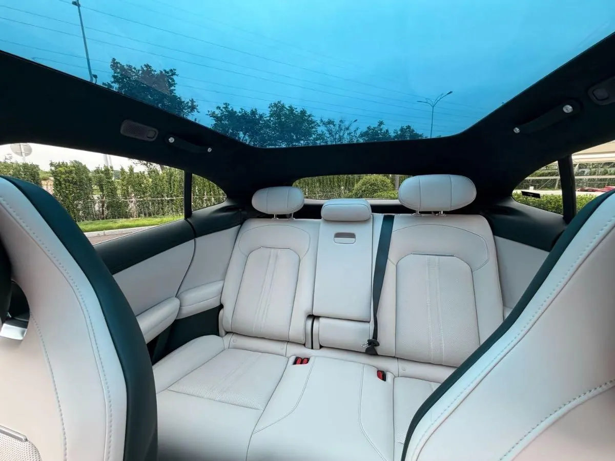 MI 2025 YU7 Long Endurance High Performance Four-wheel Drive Max Edition Automatic Gear 15
