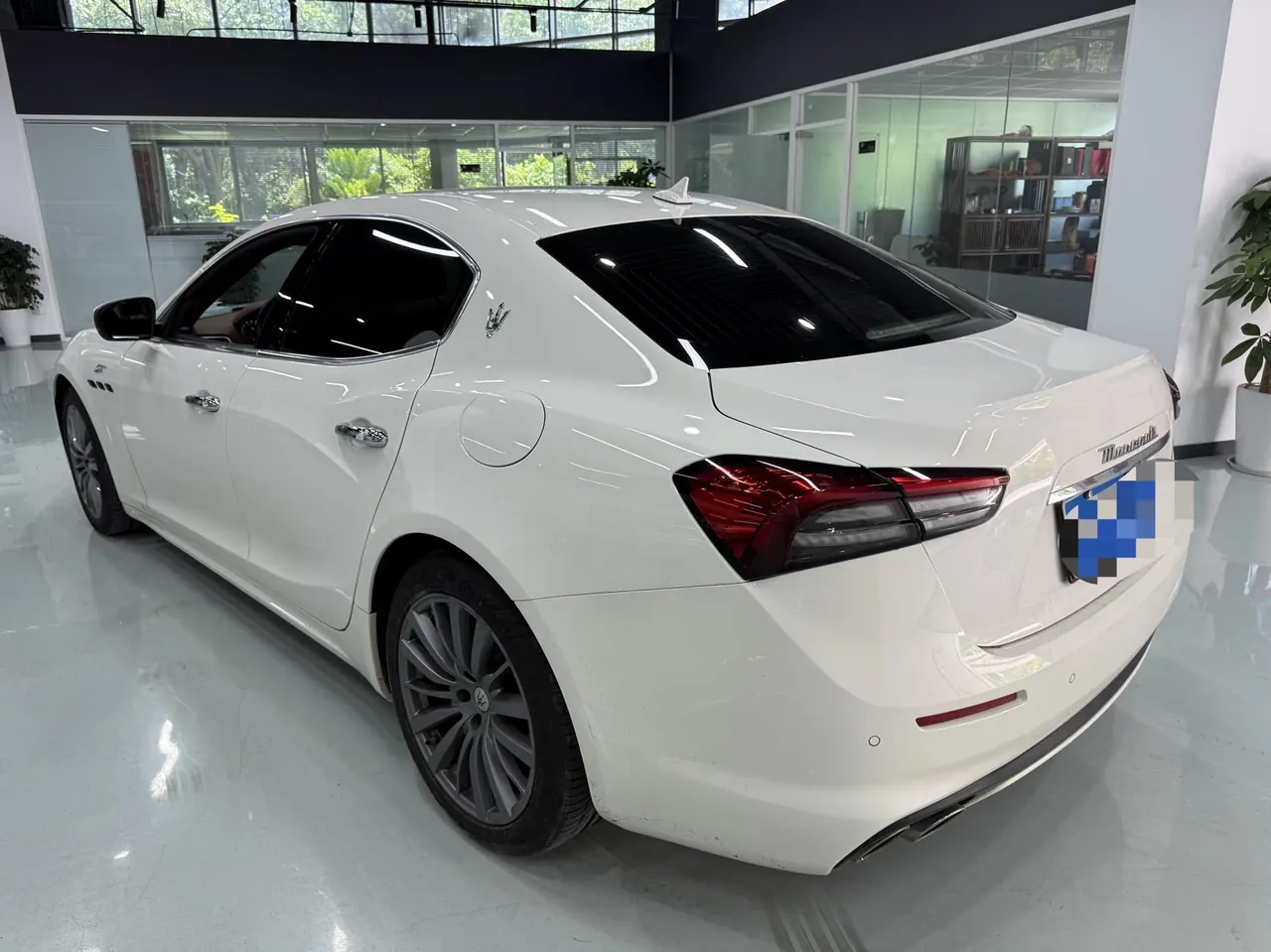 Maserati Ghibli (Imported) 2022 Ghibli 48V 2.0T GT Sharp Edition Automatic Gear 5