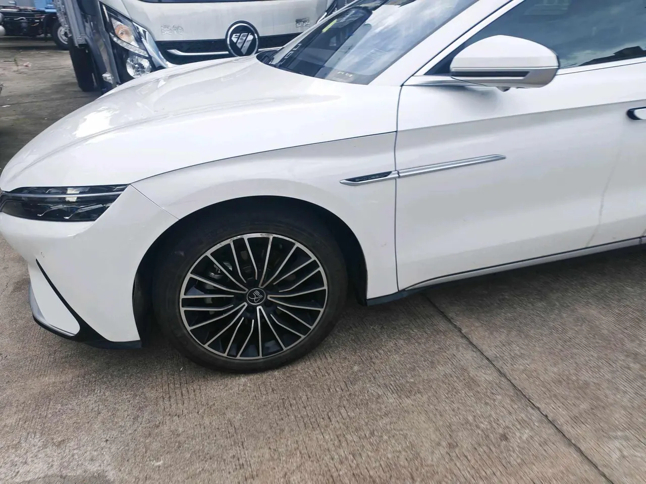 BYD 2020 Han Super Long Endurance Edition Noble Automatic Transmission 5