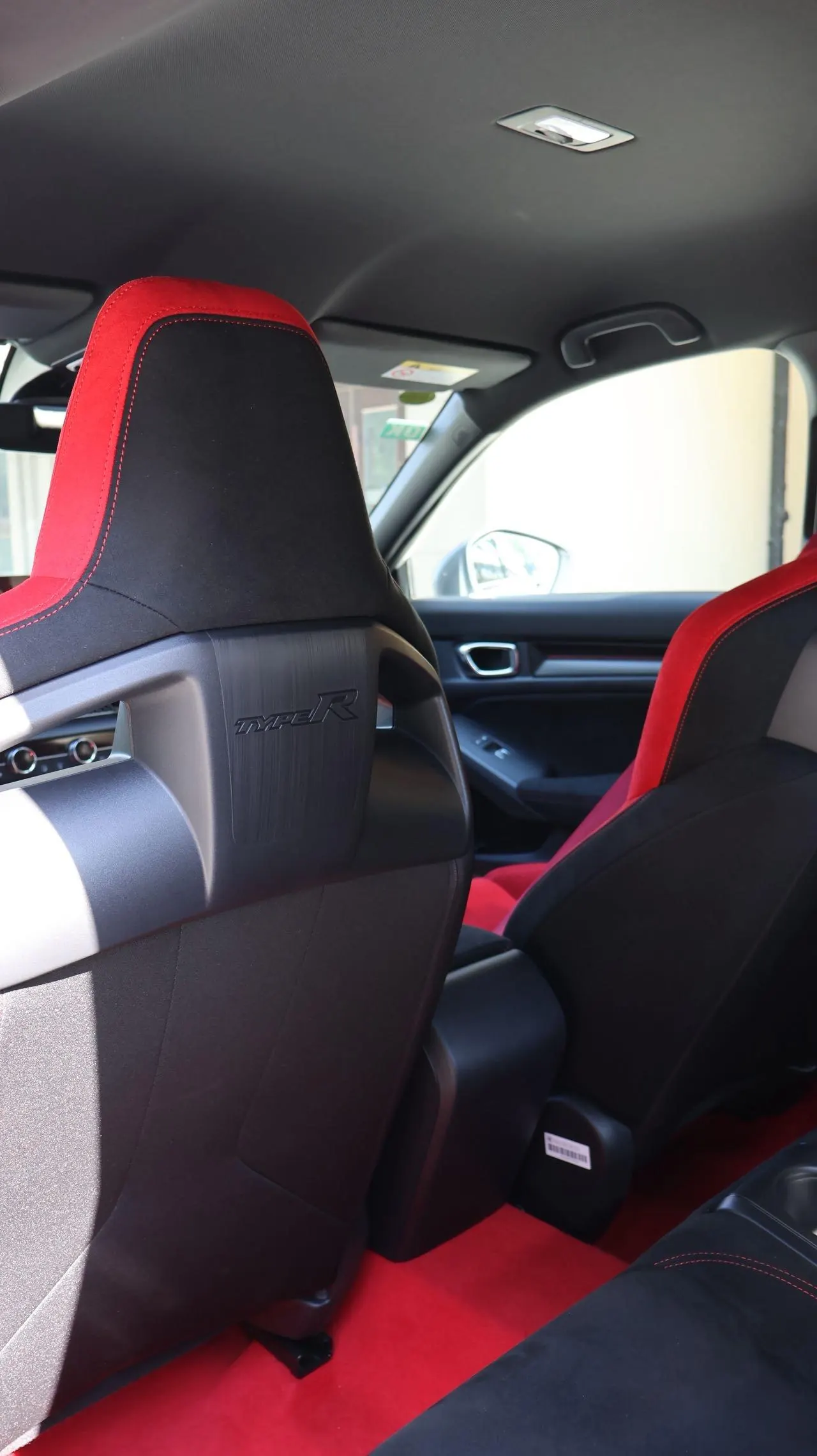 Honda Civic (Imported) 2023 Model Civic Type R 2.0T 420TURBO Manual Transmission 8