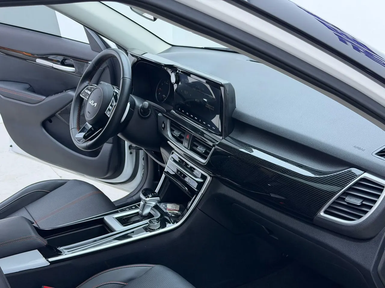 Kia 2021 KX3 (Aopao) 1.5 Stepless Trend Edition Automatic Gear 12