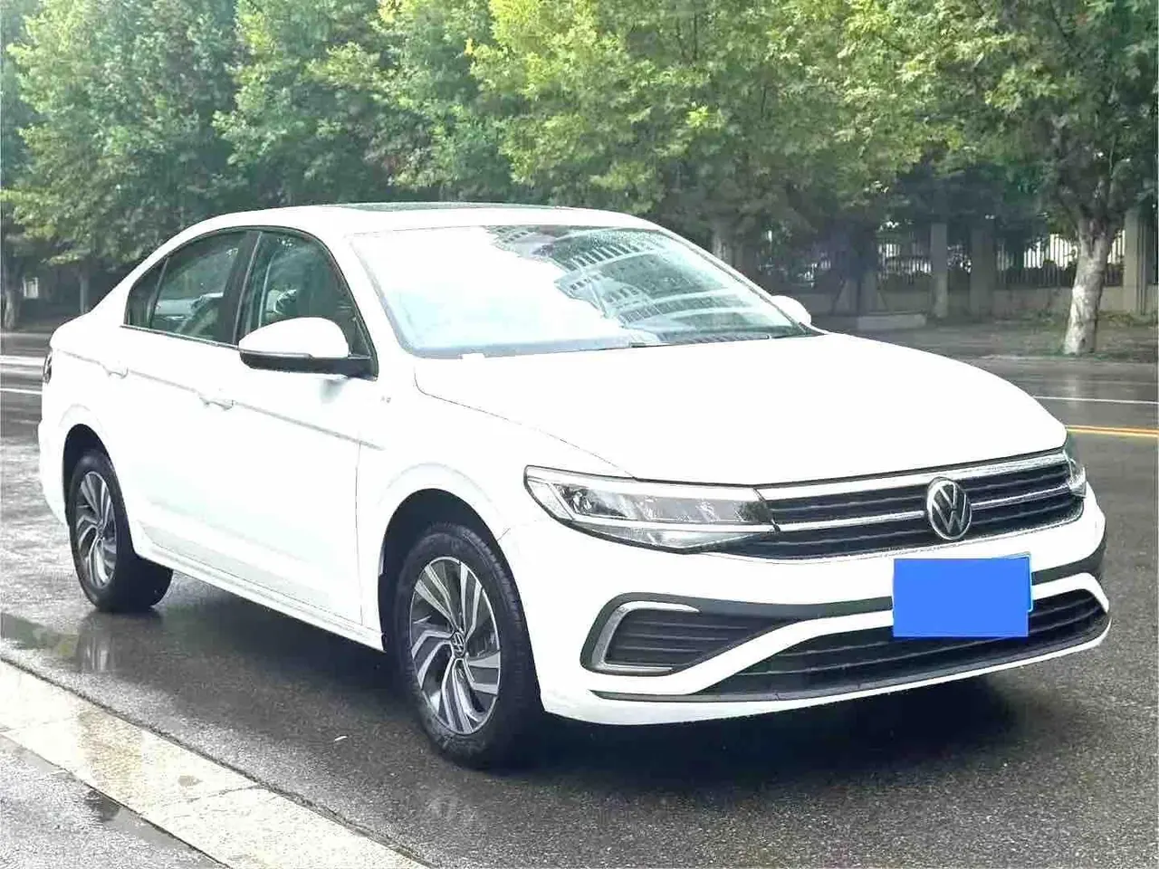 Volkswagen 2025 Bora 1.2TSI 200TSI Yuexing Navigation Edition Automatic Gear 2