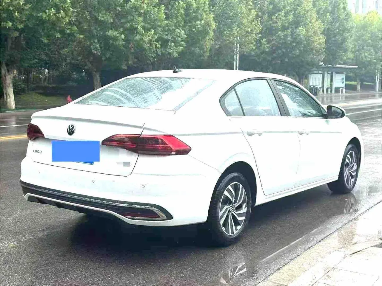 Volkswagen 2025 Bora 1.2TSI 200TSI Yuexing Navigation Edition Automatic Gear 4