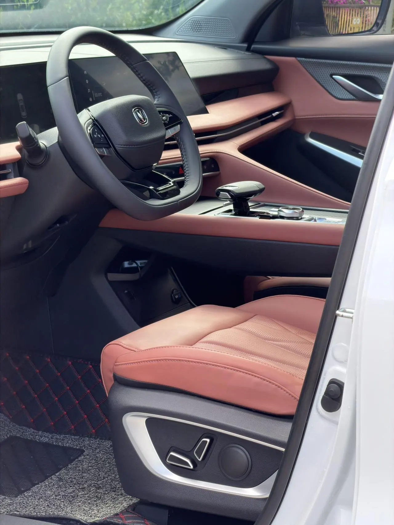 ChangAn 2024 CS75 PLUS 1.5T Champion Edition Smart Driving and Strong Navigation Automatic Gear 2